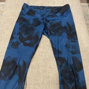 Lululemon crop leggings
